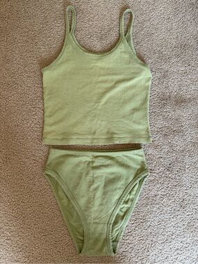 ARQ Set in Pistachio Sz Small Crop Tank Misha Undies